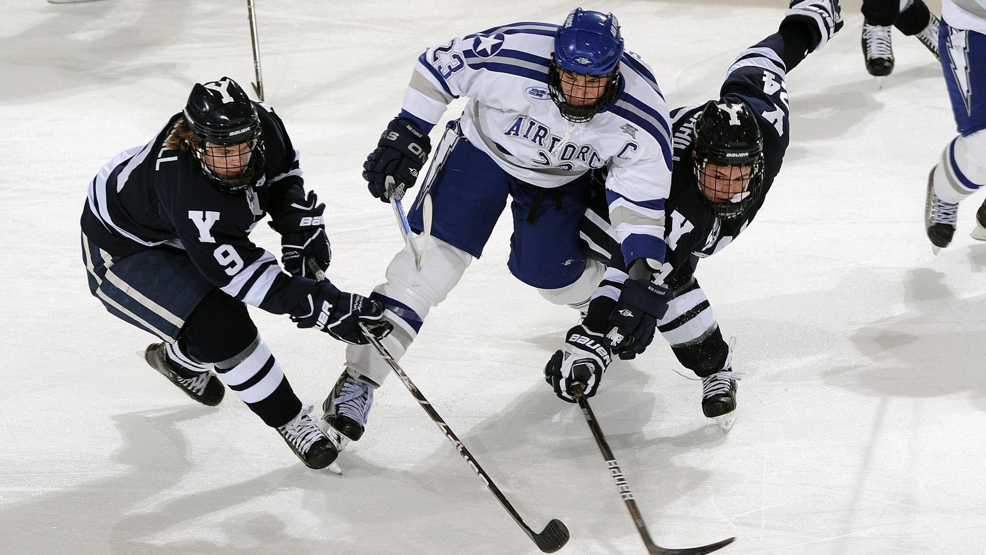 足球裁判执法风格趋于统一专业化，足球裁判员的执法原则